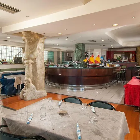 Hotell Nettuno 3*